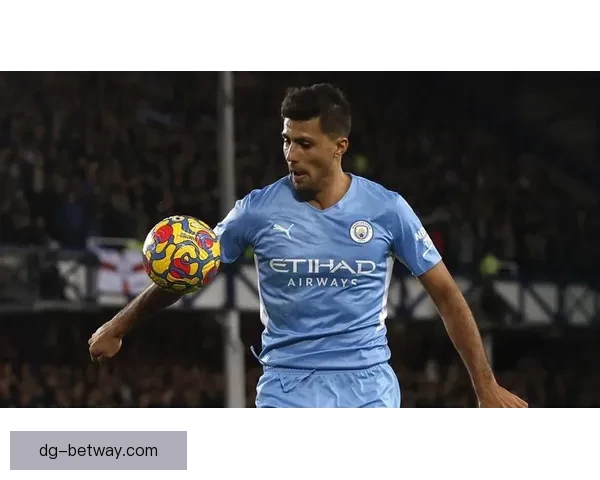 反转！罗德里确认继续留队 皇马半年等待终无正式邀约